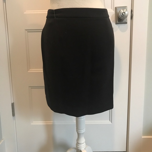 Banana Republic Black Boucle Side Zip Skirt-4 - Picture 5 of 8